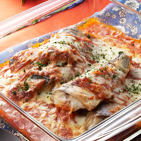 極醸塩さばのトマトチーズ焼き