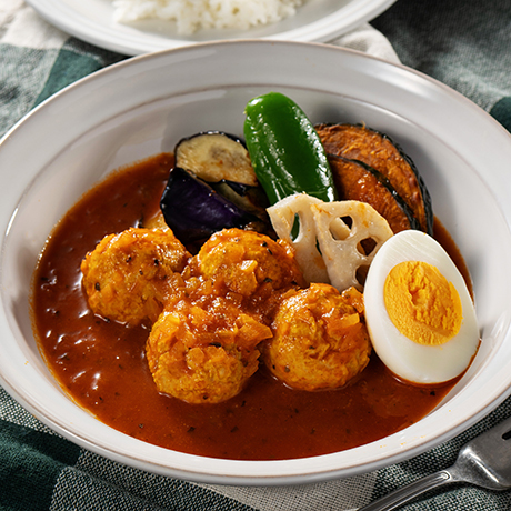 豚つみれと素揚げ野菜のスープカレー