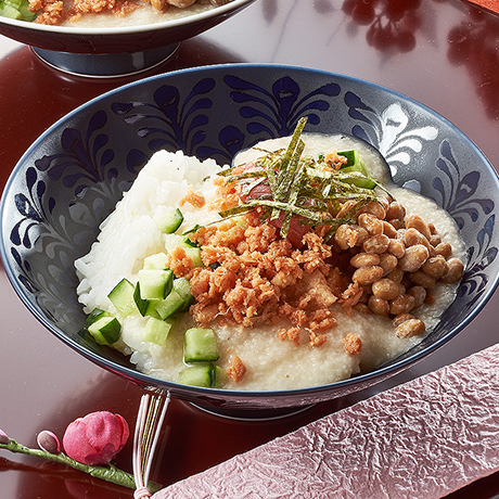 具だくさんのとろろごはん
