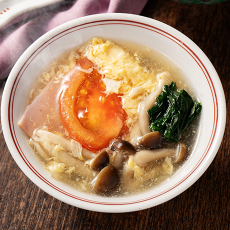 トマトと卵のごま風味スープ