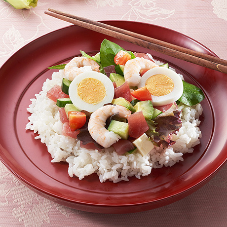 鉄火まぐろのサラダちらし寿司