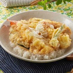 天ぷらの卵とじ丼