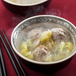 白菜と肉団子のスープ