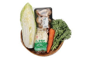 鶏肉団子入り海鮮鍋