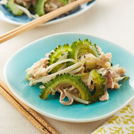 ゴーヤともやしの塩だれ炒め