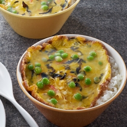 かにたっぷりのかに玉丼