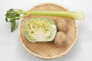 新じゃがとセロリのスープ