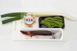 スナップエンドウといかの炒め物