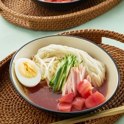 Wトマトの中華風そうめん