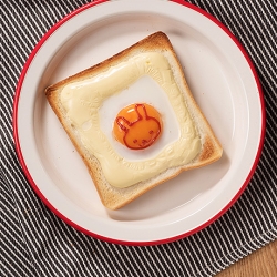 イースター目玉焼トースト