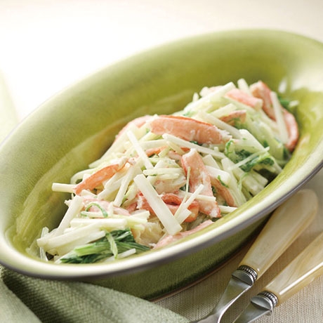 うど・水菜とカニのごまドレ