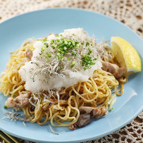 “カリカリじゃこ”のねぎ塩焼きそば