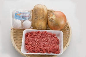 夏野菜とれんこんの肉づめカレー