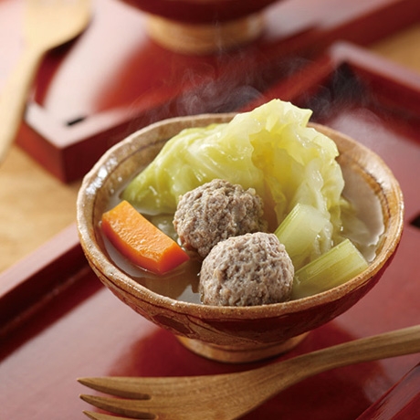 キャベツと肉団子煮