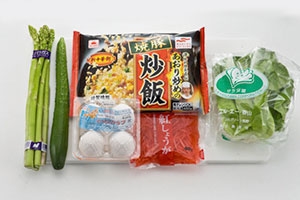 サラダ菜包みチャーハン