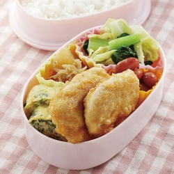 ささ身のピカタ弁当