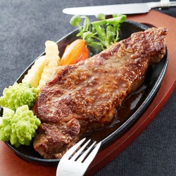 厚切りステーキ