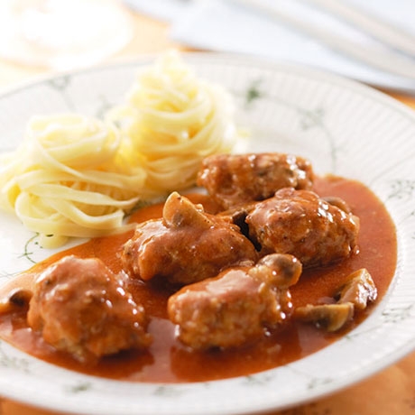 フリカディール(肉団子の煮込み)