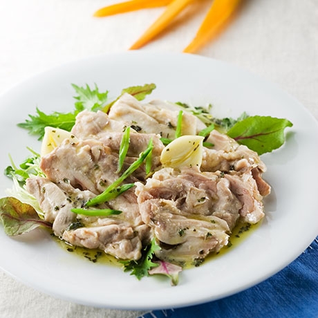 蒸し鶏と夏野菜サラダ