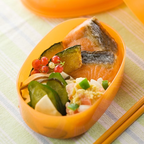 鮭のムニエル弁当