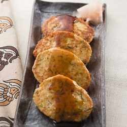 鮭と豆腐のつくね焼き