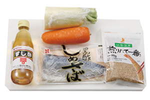 しめ鯖と人参の酢の物