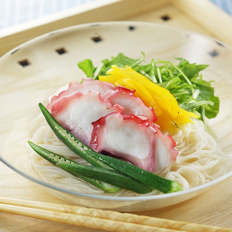 たことオクラのサラダそうめん