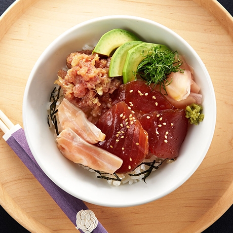 まぐろづくし丼