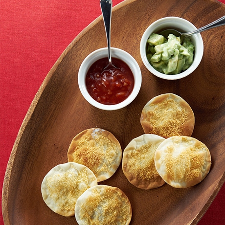 餃子の皮でナチョス風
