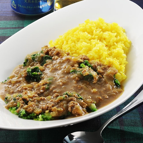 ほうれん草とひき肉のカレー