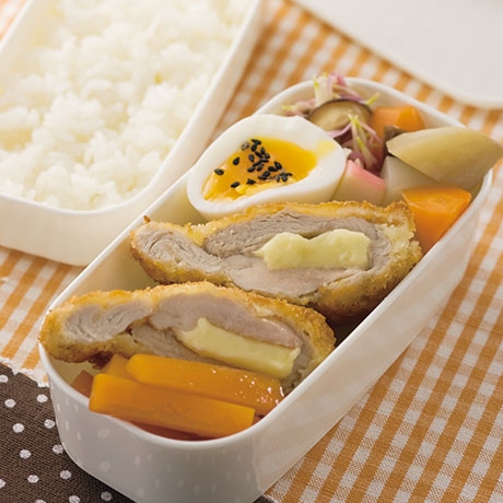 チーズ入りカツレツ弁当