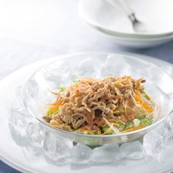 梅ドレッシングサラダ