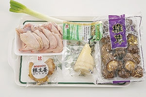 鶏手羽先の煮込み