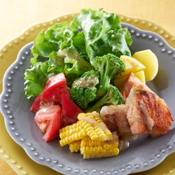 秋鮭のパワーサラダ