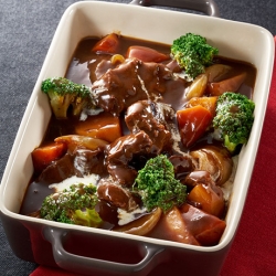 牛すね肉のビーフシチュー