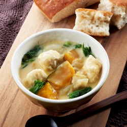 かぼちゃとチキンのホクホクシチュー