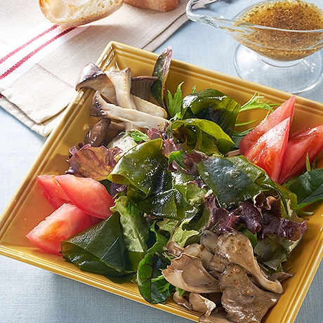 舞茸とわかめのECHIGO salad