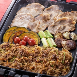 ホットプレート 生姜焼き&チャプチェ