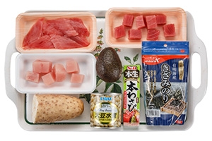 たたき長芋のまぐろ山かけ