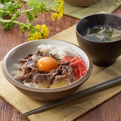 やわらか牛丼～山芋のせ～