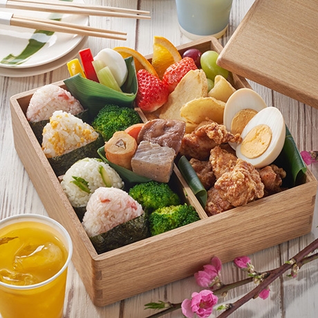 みんなで食べるおにぎり行楽弁当 レシピナビ みんなで食べるおにぎり行楽弁当 レシピナビ