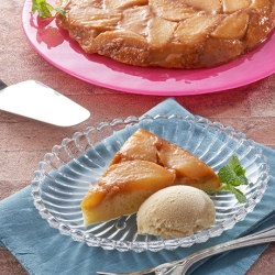桃のアップサイドダウンケーキ