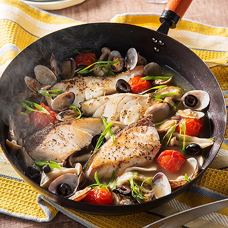 だし香るつゆときのこのアクアパッツァ煮