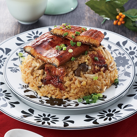 どんっ!うなぎのきのこ炒飯