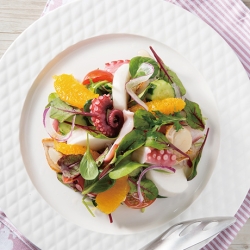 ベビーリーフとたこのマリネサラダ