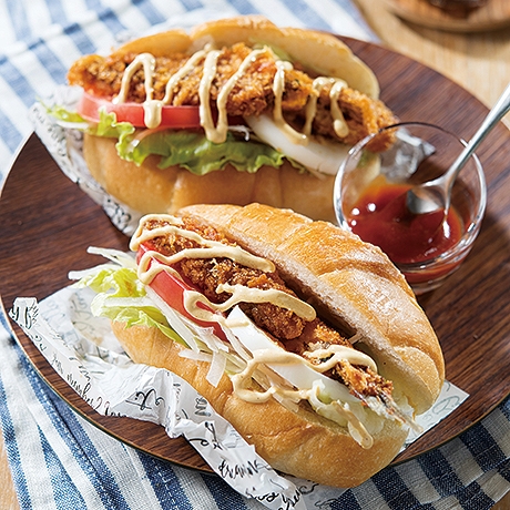 カレーマヨのあじフライサンド