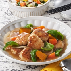 豆腐入りふわふわ鶏つくねの甘酢あんかけ