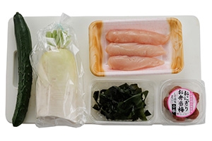 わかめときゅうりの梅肉和え