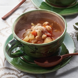 大豆入りミネストローネ