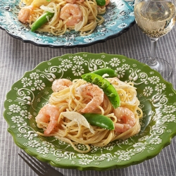 えびとスナップえんどうのレモンクリームパスタ